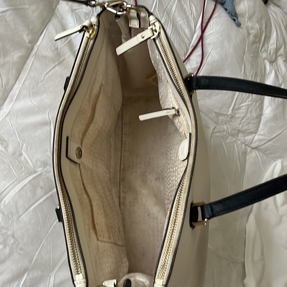 Kate Spade Laurel Way color block purse (white,beige, and black) - Picture 5 of 9